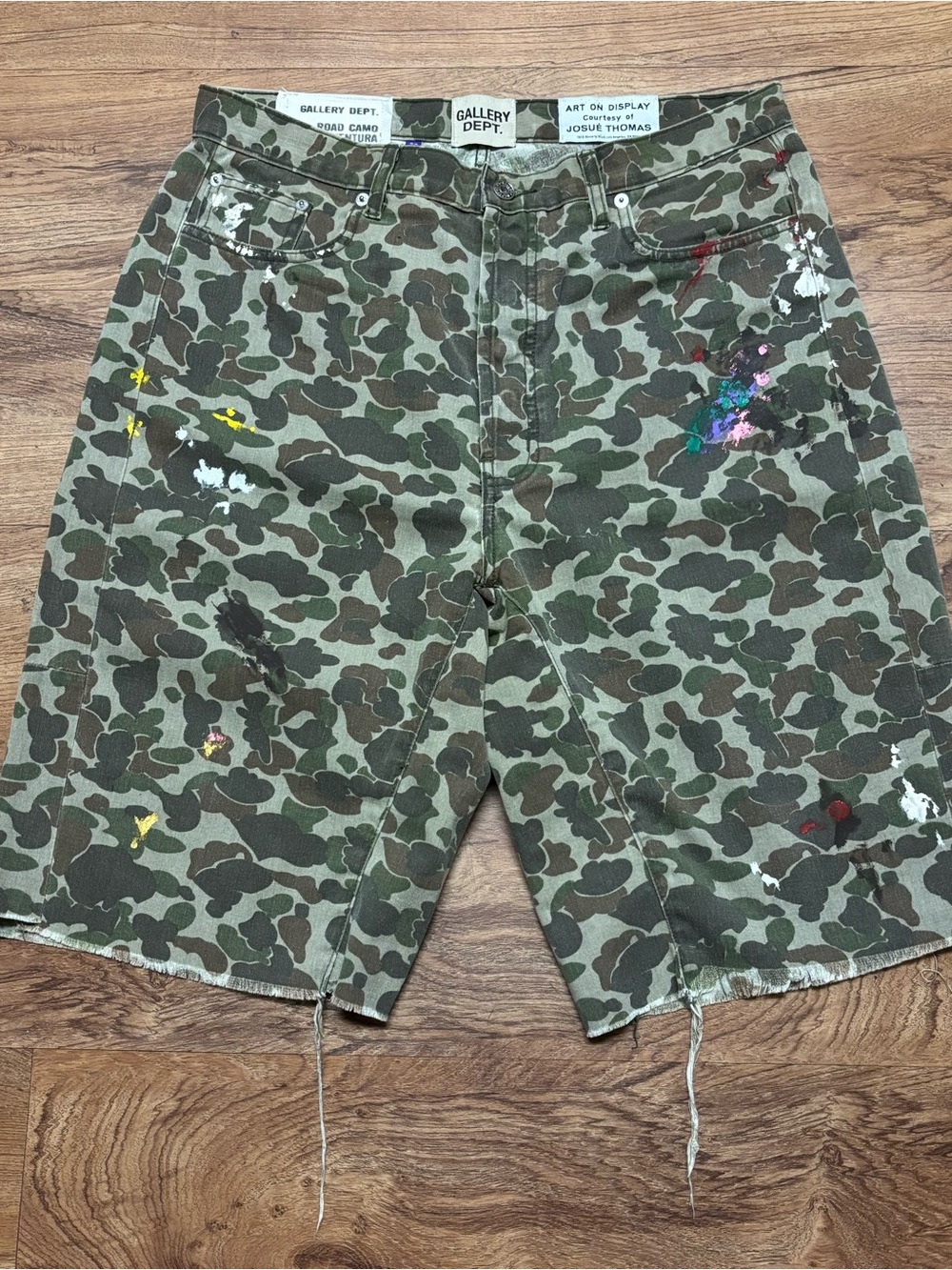 GALLERY DEPT. Road Camo Ventura Cargo Shorts Men’s Size 34 Hand Painted